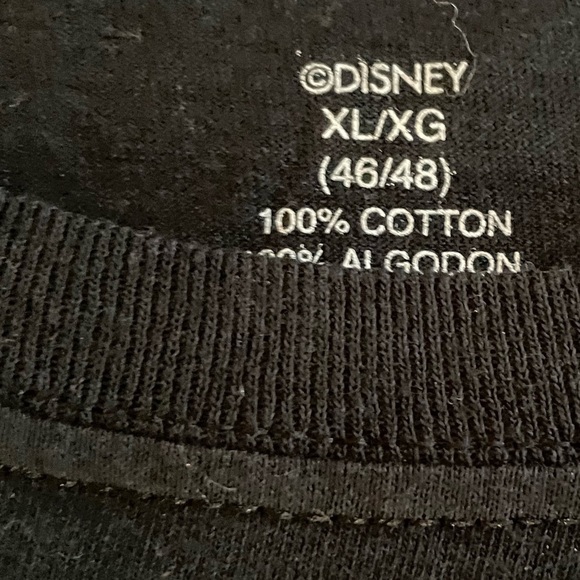 DISNEY | DISNEY GLOW IN DARK GREEN 2020 BLACK SHORT SLEEVE T-SHIRT SIZE XL 46/48 - Picture 3 of 3